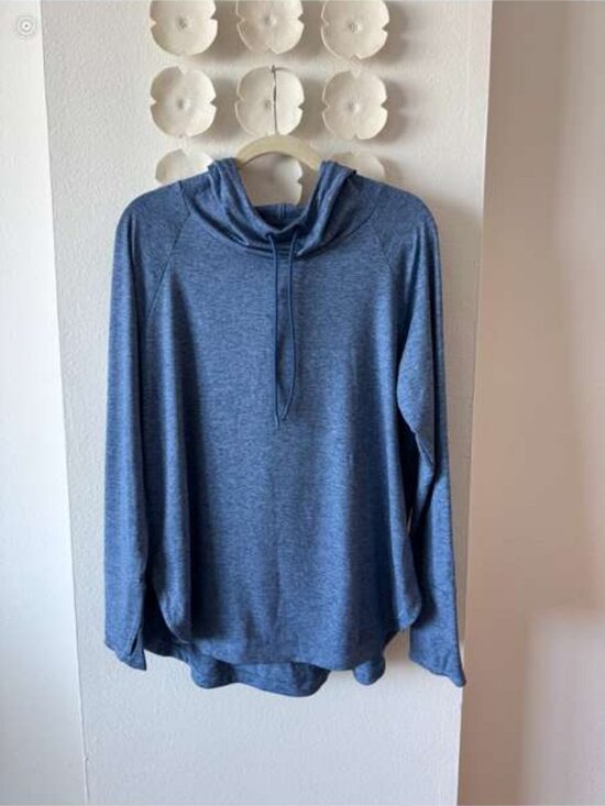 Athleta Sweaters - Athleta Blue Lightweight Hoodie – Size XL